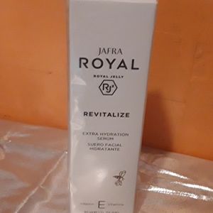 EXTRA HYDRATION SERUM